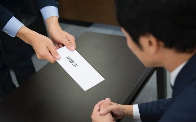 公務員を退職する場合のベストな報告時期